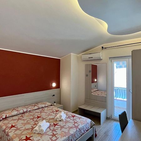 B&B Galatea Санта Доменика Екстериор снимка