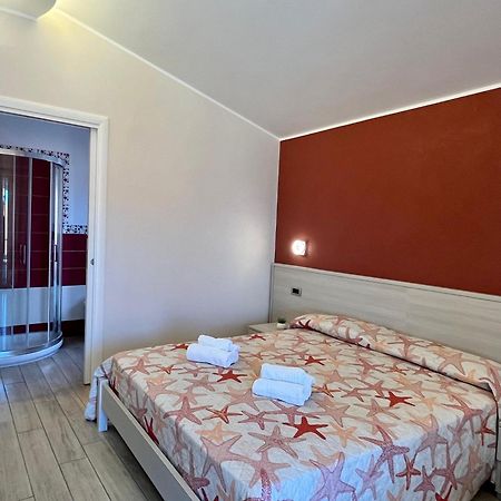 B&B Galatea Санта Доменика Екстериор снимка