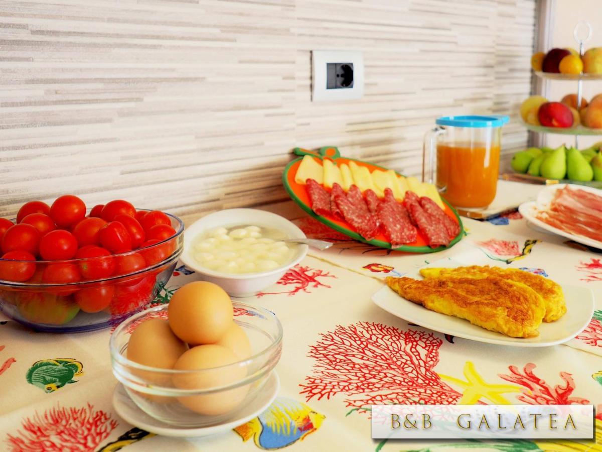 B&B Galatea Санта Доменика Екстериор снимка