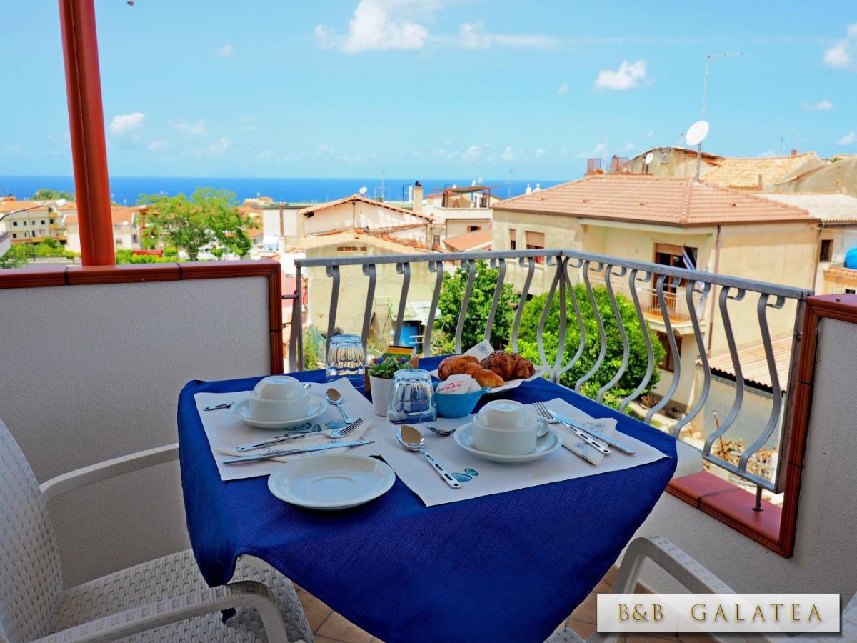 B&B Galatea Санта Доменика Екстериор снимка